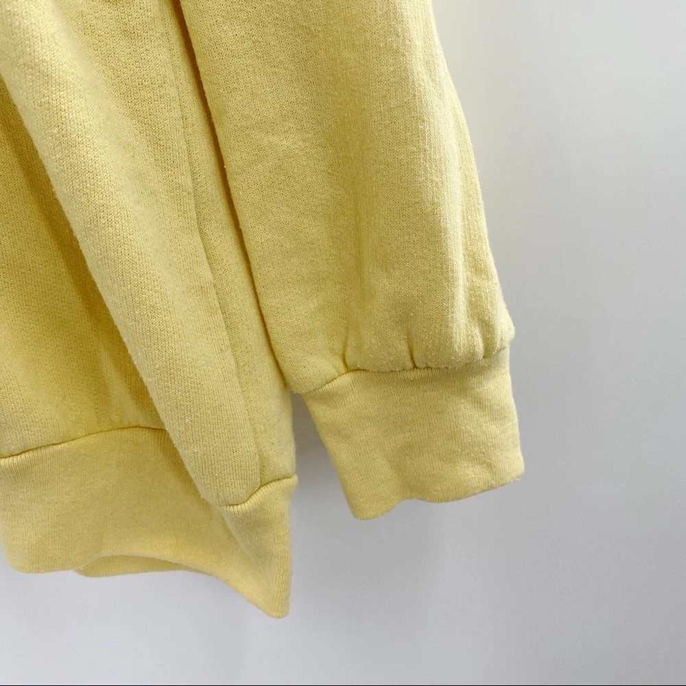 Vintage collared yellow sweatshirt with birds - Picture 4 of 5